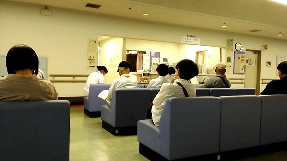 将近30多份资料只用了一天一夜就整理翻译后,制作成符合日本医院要求